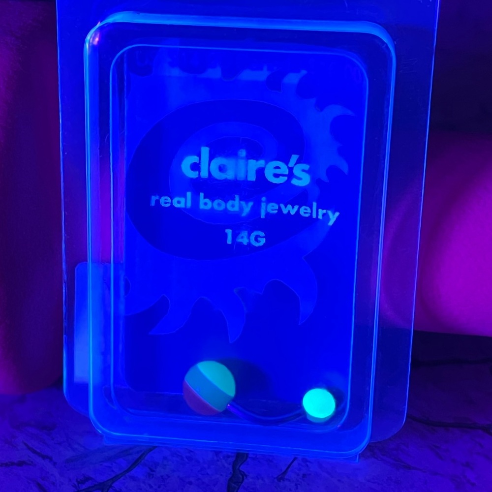 ⚡️ Glow In The Dark Blacklight Belly Ring 14g Surgical Steel 3/8 ID⚡️